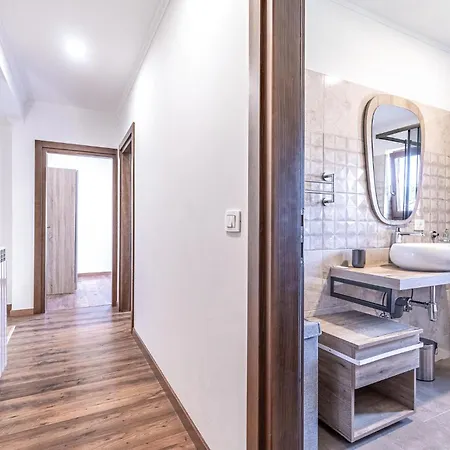 Gorgeous Home In Roc With Wifi Holiday home Roc